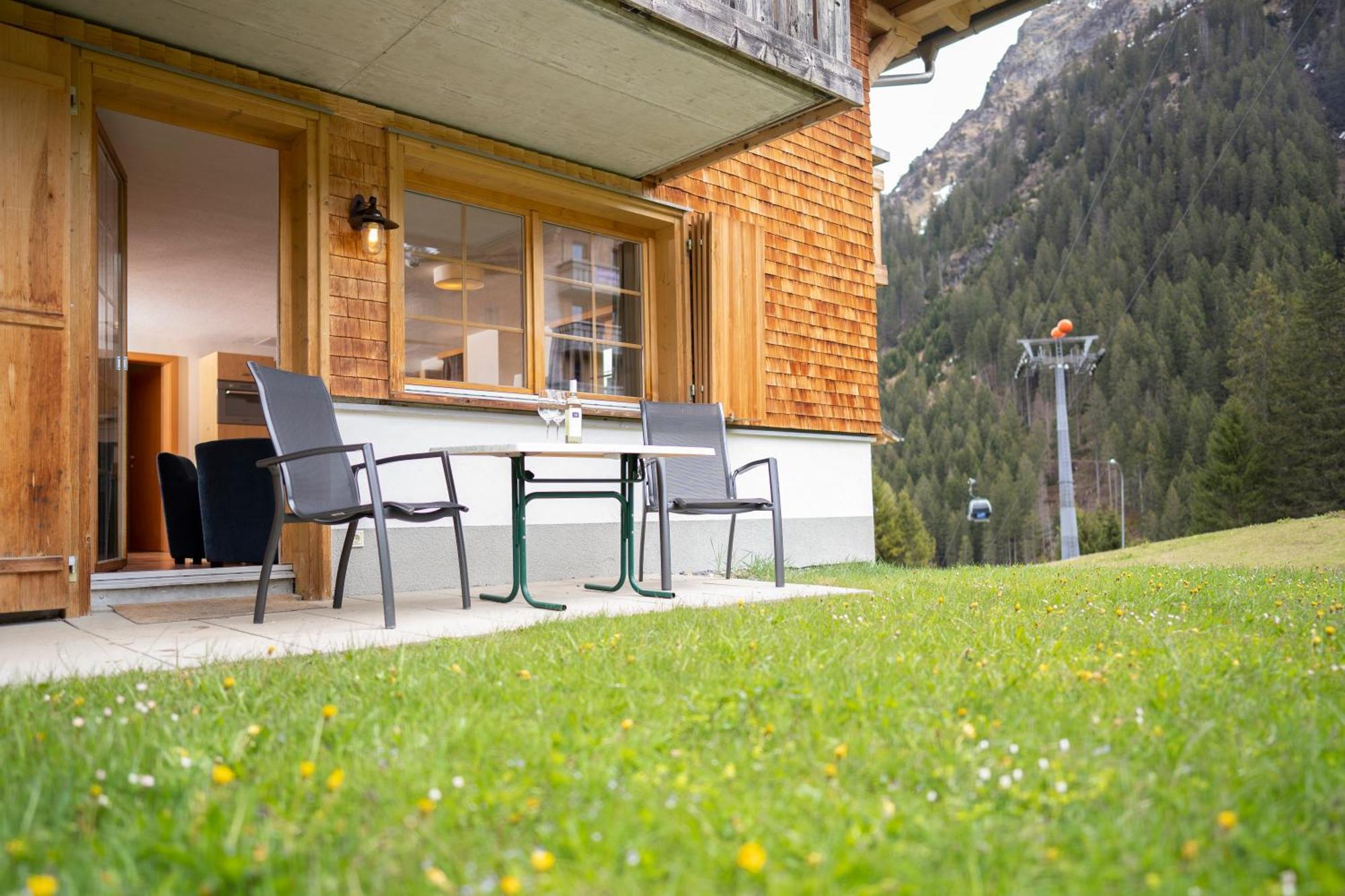 Landal Hochmontafon Hotel Гарделен Екстериор снимка