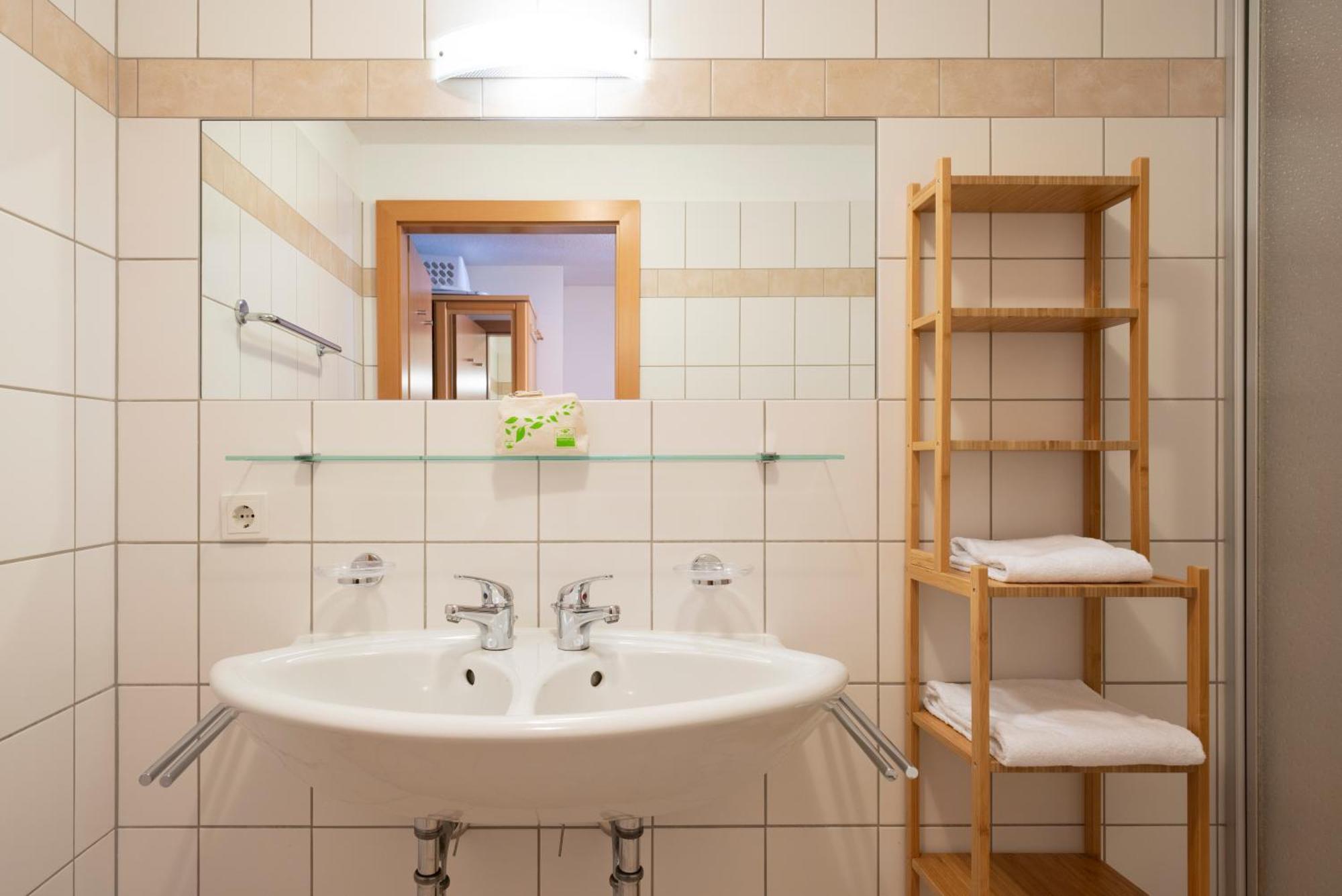 Landal Hochmontafon Hotel Гарделен Екстериор снимка