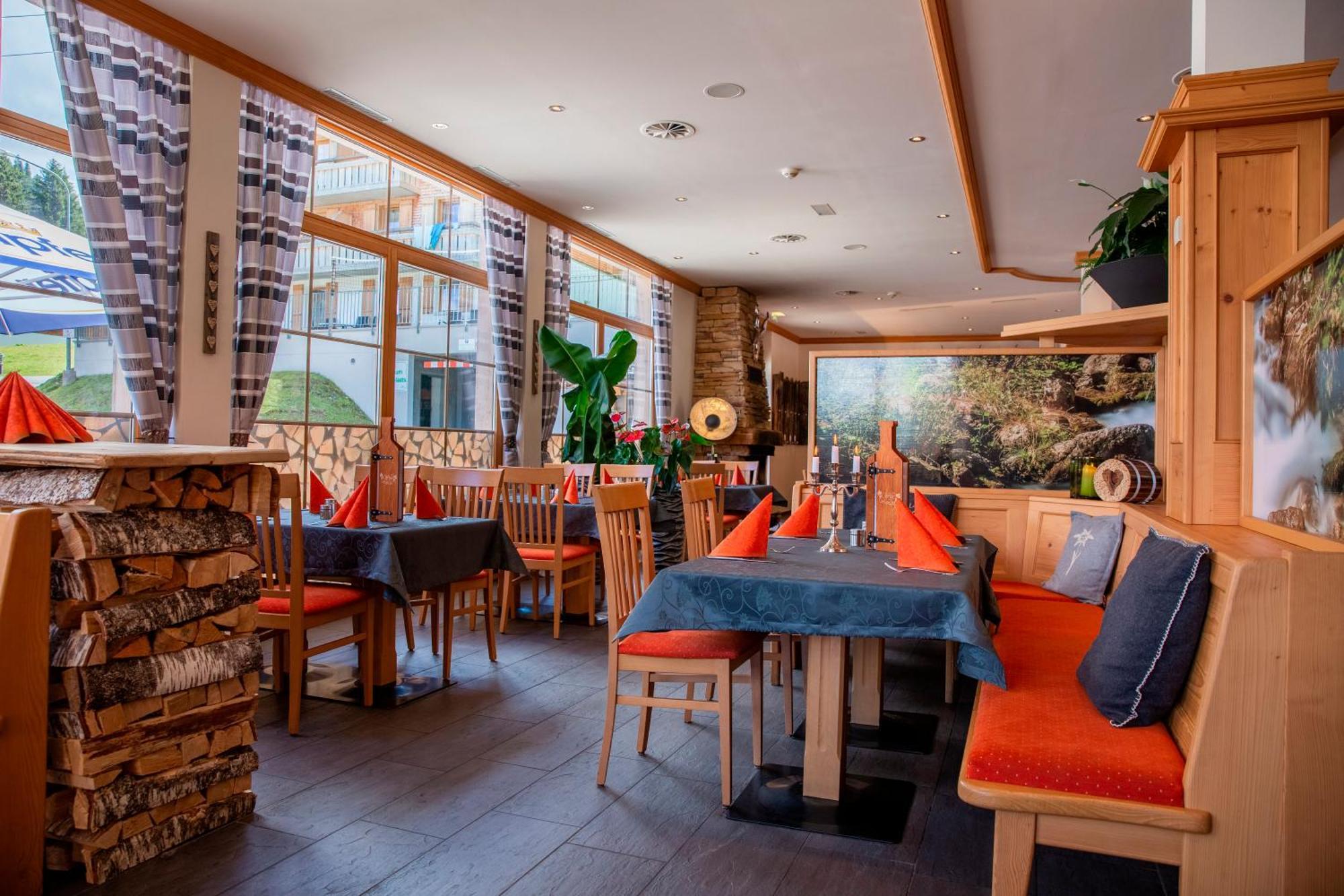 Landal Hochmontafon Hotel Гарделен Екстериор снимка